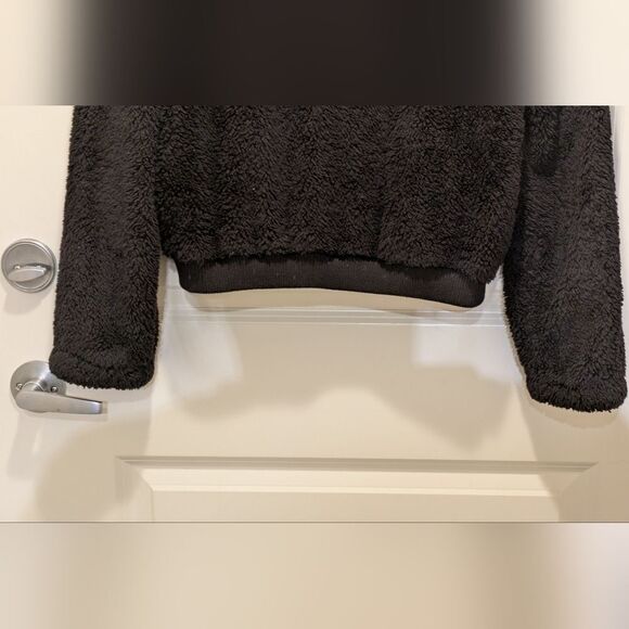 EUC Only M Anna Contact Sherpa Jacket in Black - Picture 4 of 4